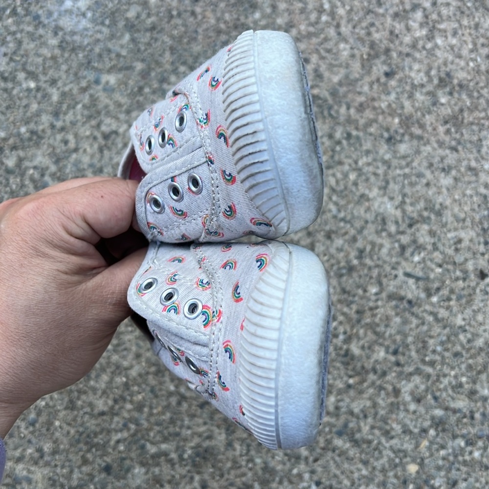 Yellow Mini Melissa Winking Unicorn 7 & Rainbow Cat Jack 8 - Picture 12 of 14